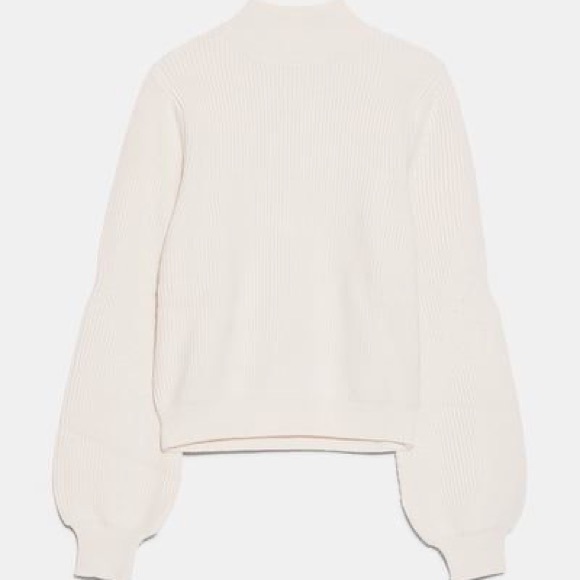 Zara Tops - 🤍2/$20 SALE Zara knitted mock neck